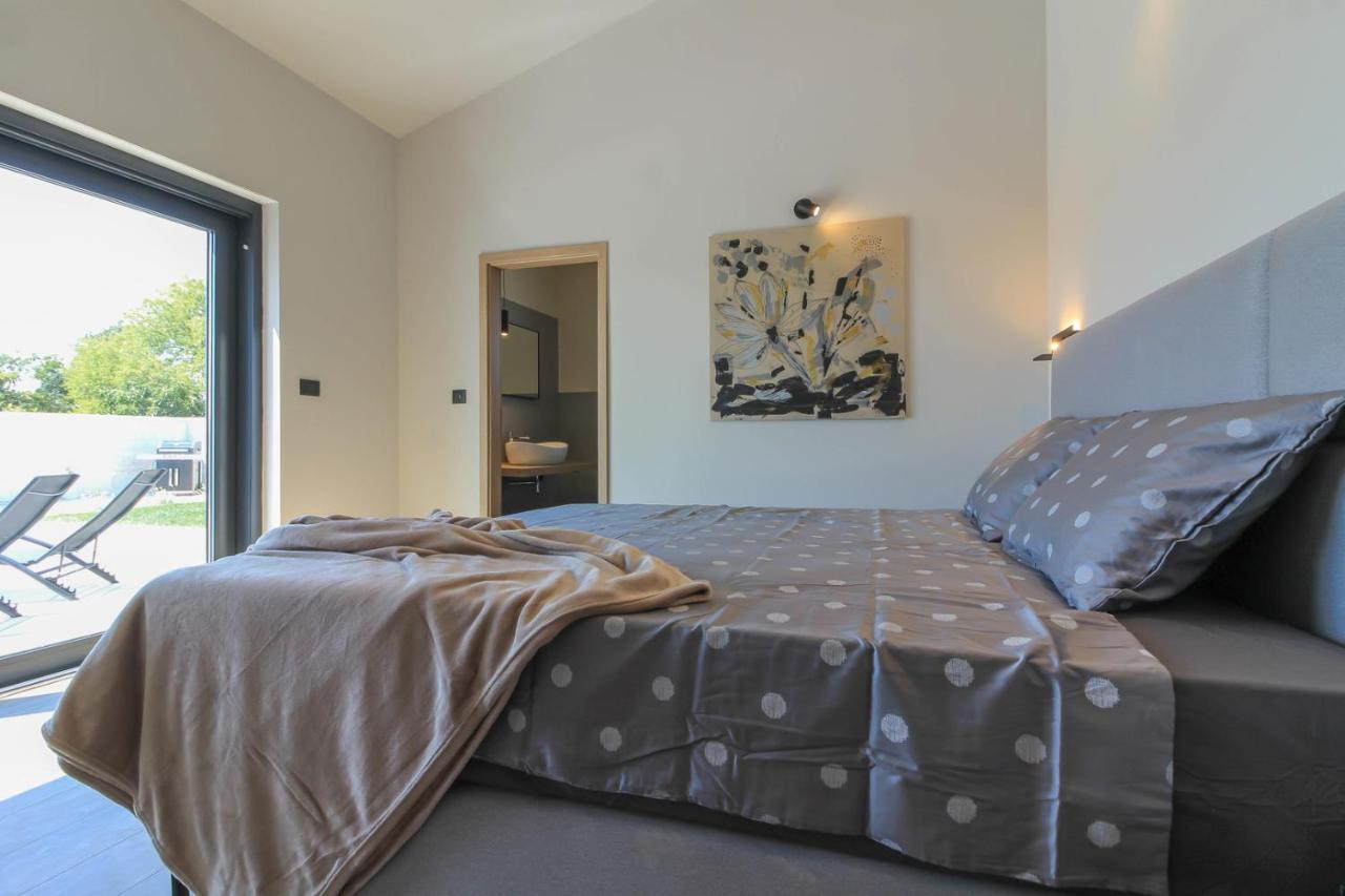 Modern With Private Pool In