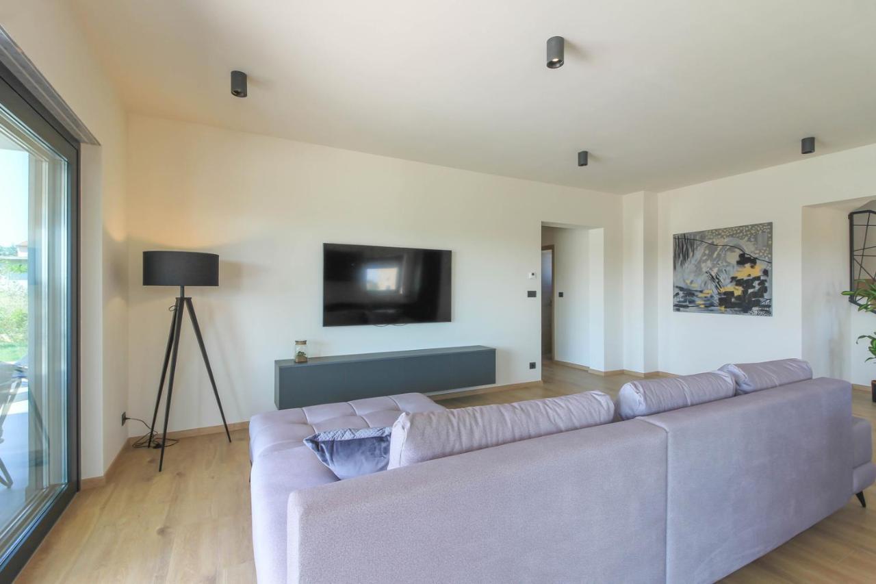 Modern With Private Pool In