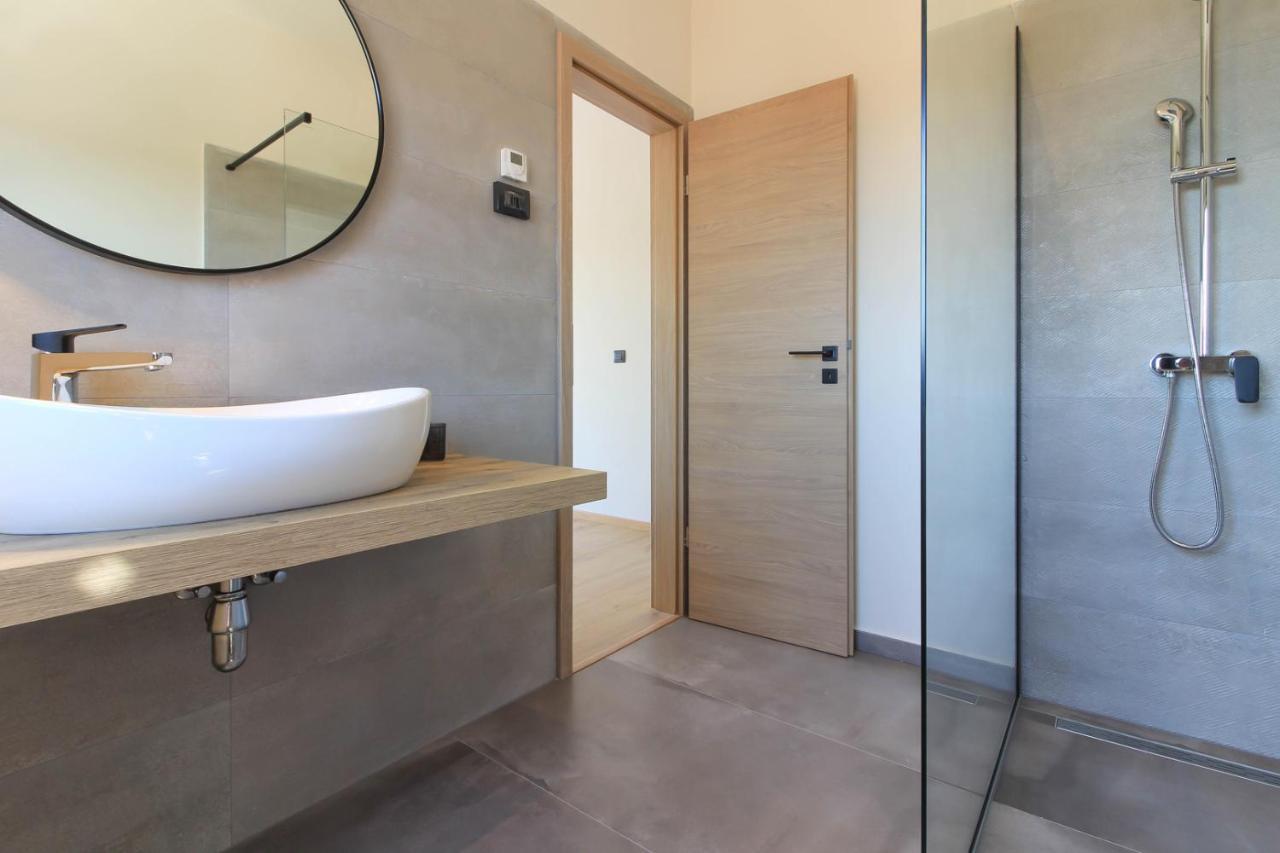 Villa Modern With Private Pool In Pula