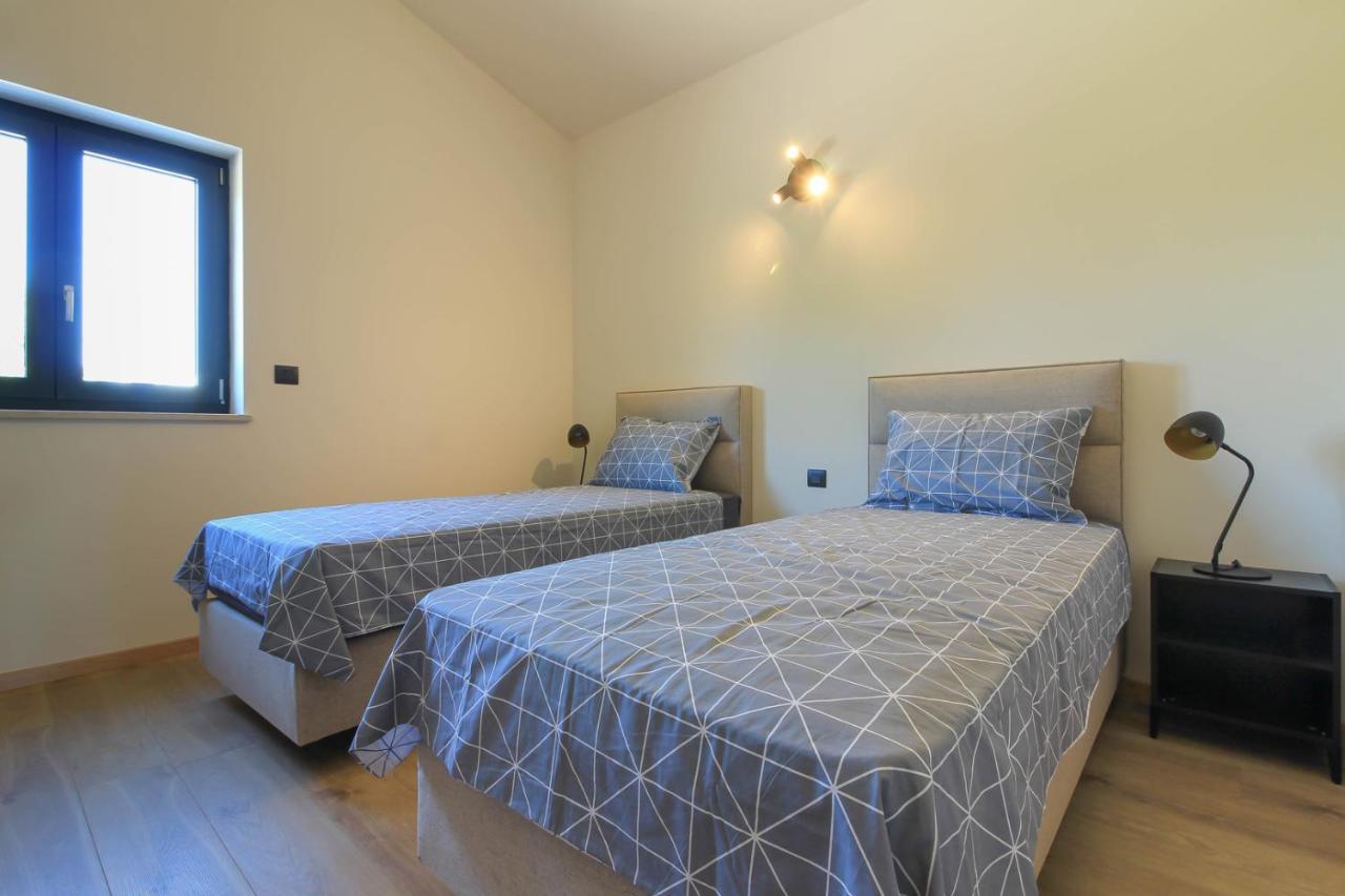 Villa Modern With Private Pool In Pula