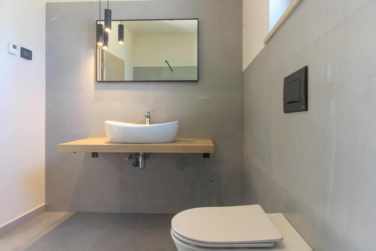 Modern With Private Pool In *